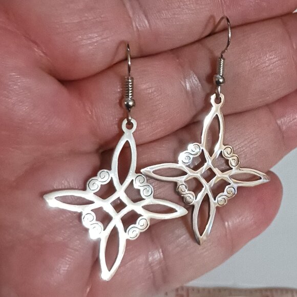 Stainless Steel Witch Knot Silver Dangle Fashion Earrings NWOT - Picture 3 of 8